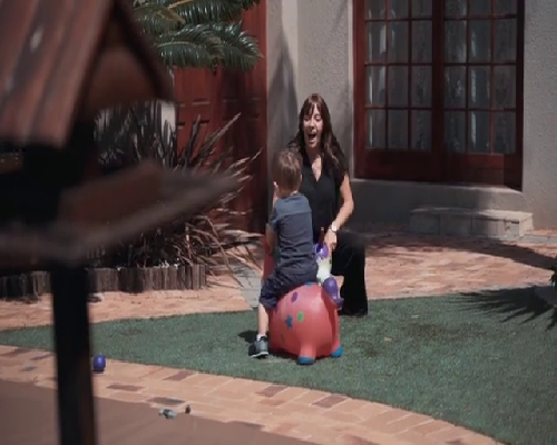 长沙代孕艾滋病,试管双胎遭遇宫颈机能不全 徐州瑞博妇产团队协力保平安_人工